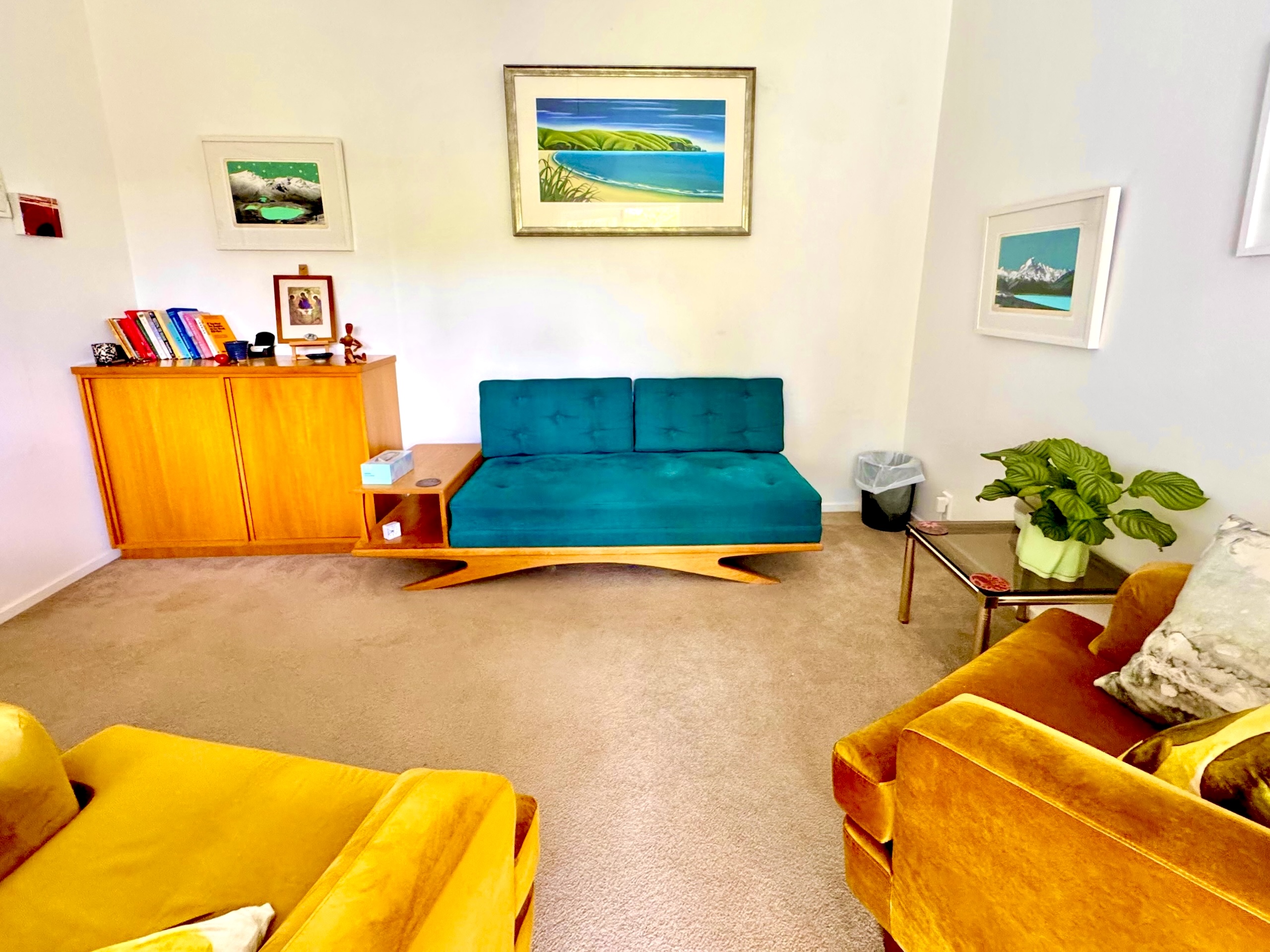 David Chaloner is not just one of the most sought after clinicians in New Zealand, he's also a dab hand with interior design! Beautiful furnishings and artworks in Clinic Four perfectly put together by Brown St Practice's OG clinician, David Chaloner. Brown-St-Practice,brown-street-practice,brownstpractice,david-chaloner,psychology,psychologist,psychiatry,psychiatrist,psychotherapy,psychotherapist,counselling,therapy,ADHD-diagnosis,room-rental,rooms-for-rent,office,clinic-rooms,clinic-space,auckland-central,auckland-cbd,ponsonby,grey-lynn,westmere,family-therapy,sex-issues,couples-counselling,addiction,drugs,alcohol,substance-abuse,best-psychologist-in-nz,best-therapist-in-auckland,beautiful-furniture,art-deco,interior-design,furnishings,stylish