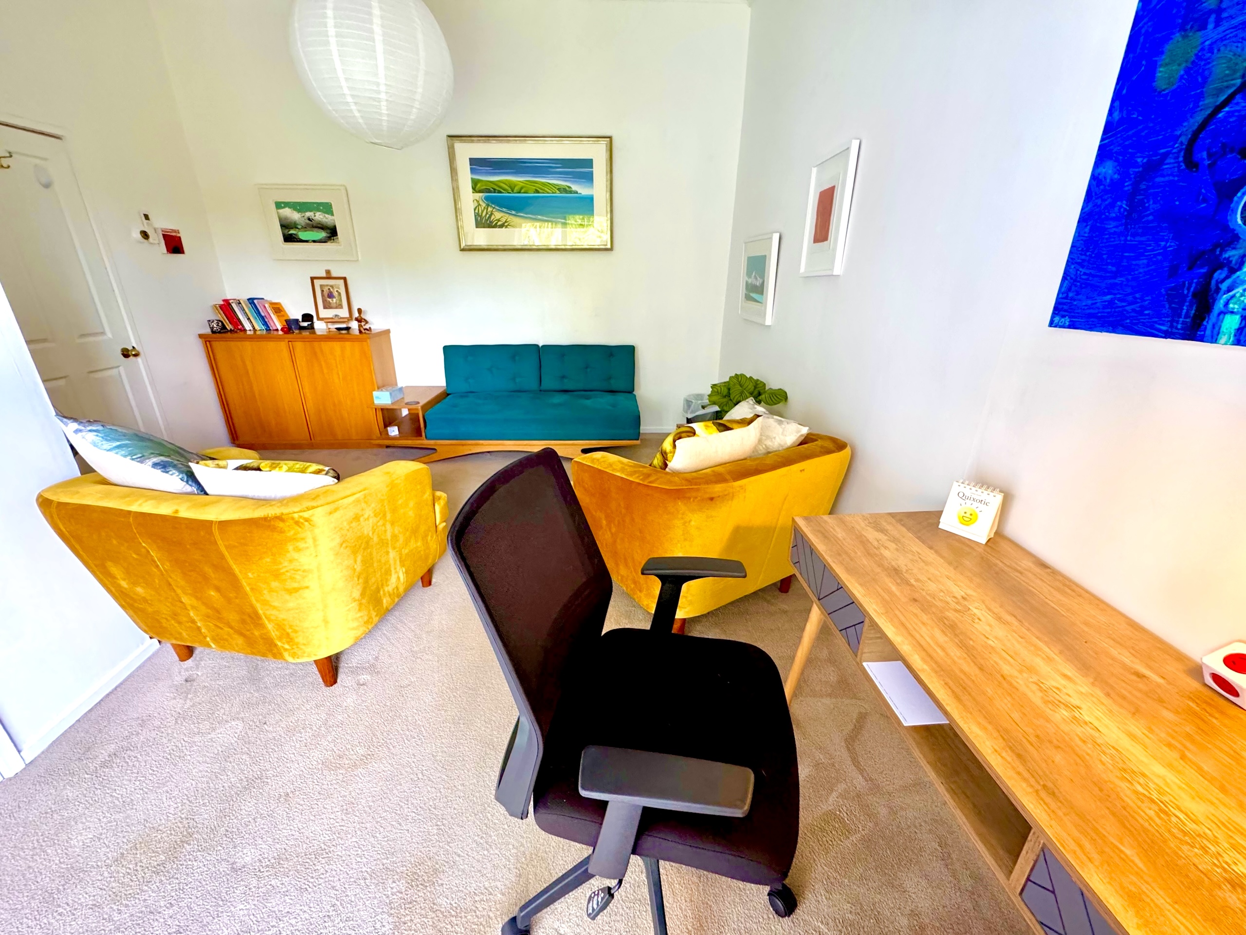 Beautiful furnishings and artworks in Clinic Four perfectly put together by Brown St Practice's OG clinician, David Chaloner. Brown-St-Practice,brown-street-practice,brownstpractice,david-chaloner,psychology,psychologist,psychiatry,psychiatrist,psychotherapy,psychotherapist,counselling,therapy,ADHD-diagnosis,room-rental,rooms-for-rent,office,clinic-rooms,clinic-space,auckland-central,auckland-cbd,ponsonby,grey-lynn,westmere,family-therapy,sex-issues,couples-counselling,addiction,drugs,alcohol,substance-abuse,best-psychologist-in-nz,best-therapist-in-auckland,beautiful-furniture,art-deco,interior-design,furnishings,stylish